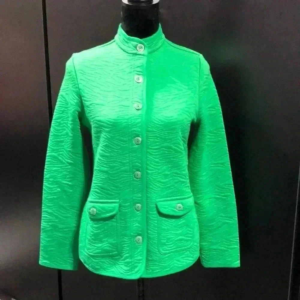 ISAAC MIZRAHI LIVE button down,front pockets, quilt like texture pattern jacket